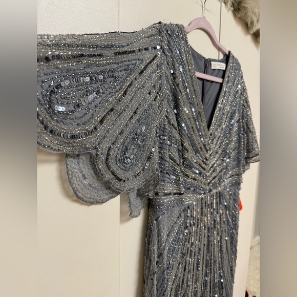 NWT |Mac Duggal 93583 Slate Blue Grey Sequined V Neck Cape Sleeve Gown Size 10 - Picture 5 of 16